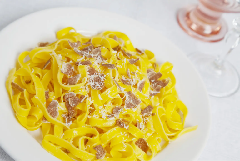 Tagliatelle mit weißem Trüffel