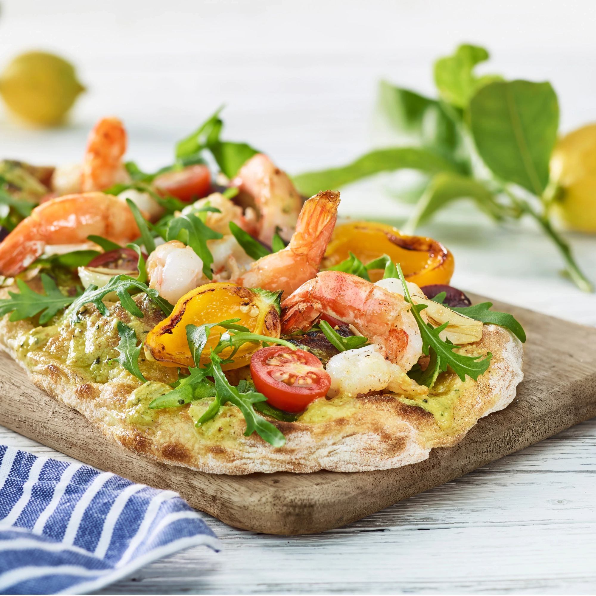 Pinsa mit Zitronenpesto